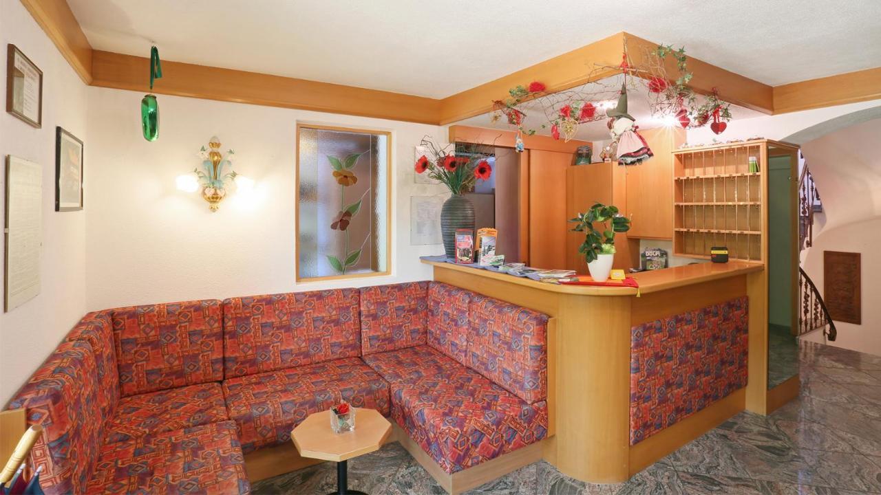 Pension Alpenhof B&B Colle Isarco Exterior photo