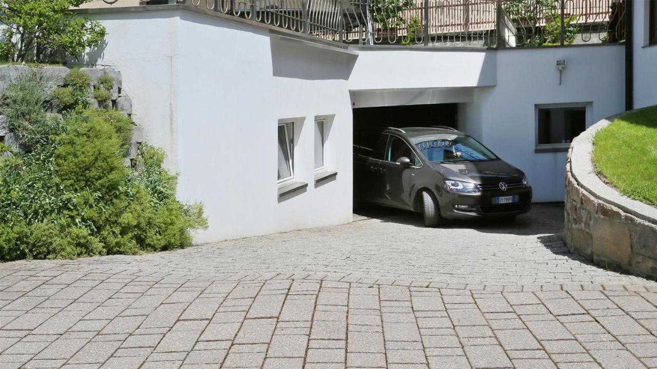 Pension Alpenhof B&B Colle Isarco Exterior photo